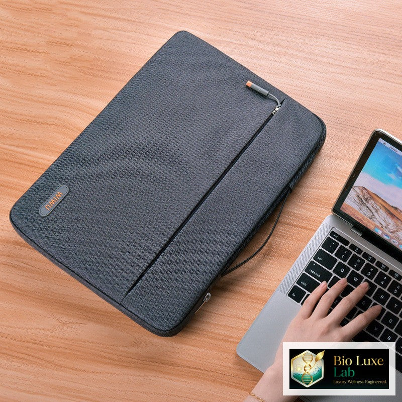 Sleek Nylon Laptop Case: Style Meets Daily Protection