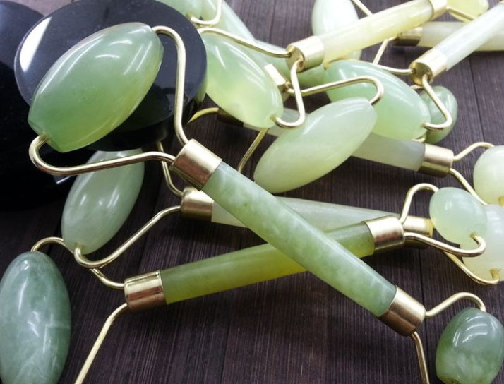 Glow Naturally with This Soothing Jade Facial Massage Roller